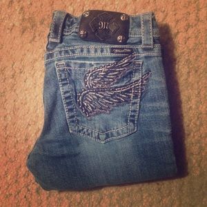 Miss Me Capri Jeans