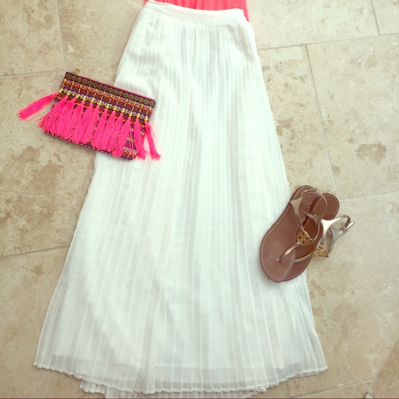 Cream pleated chiffon maxi skirt