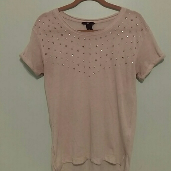 H&M creme colored t-shirt