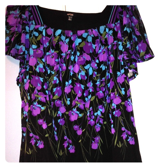 Patterned sheer black blouse