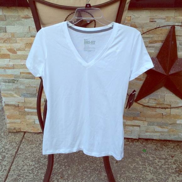 Nike white v-neck NWT