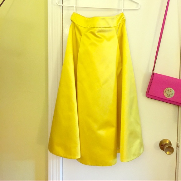 kate spade Dresses & Skirts - Kate Spade silk skirt!