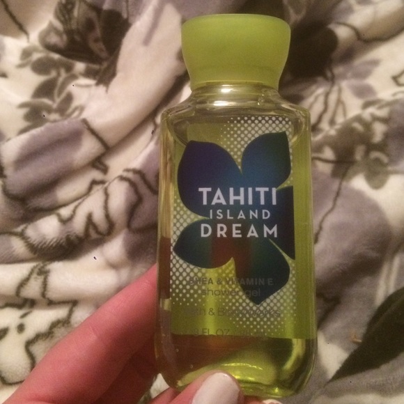 Bath and body works travel shower gel