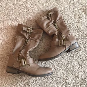Brown short boots