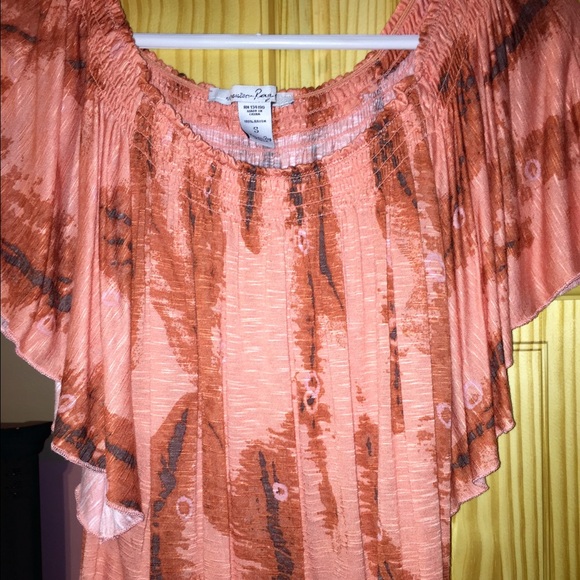 New!-American Rag top - Picture 2 of 3