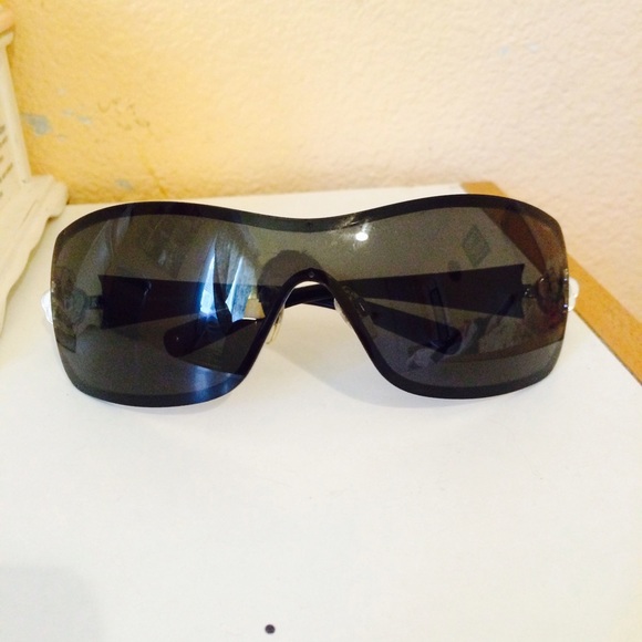 Authentic Chanel Sunglasses - Picture 2 of 3