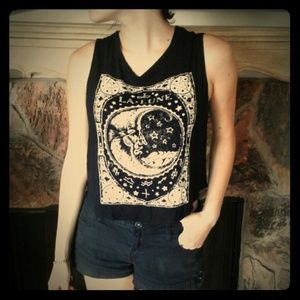 XI La Lune Horoscope Crop Top