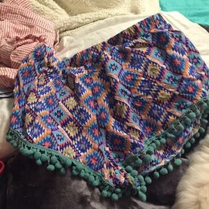 POM POM SHORTS!!! Super cute!!!!!!