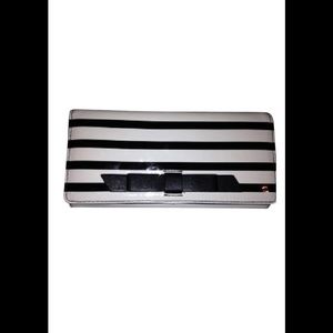 Kate spade wallet/wristlet
