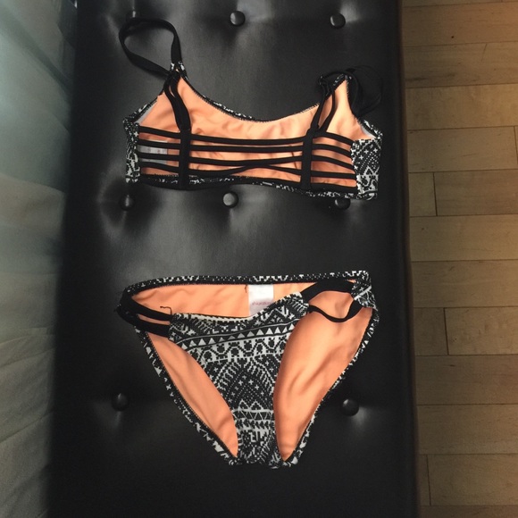 Baiting suit