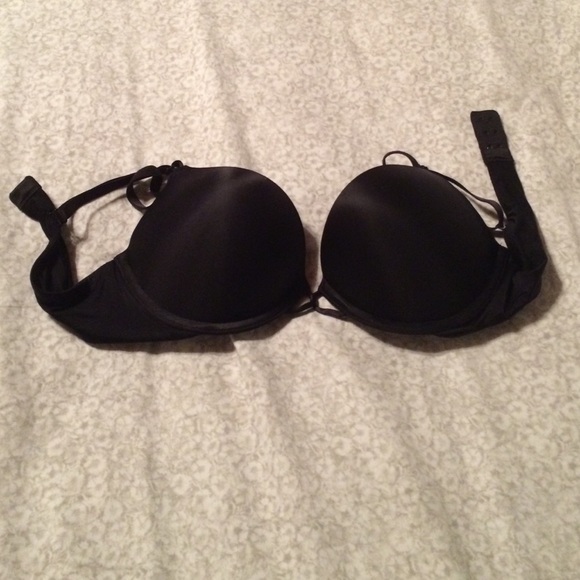 Victoria's Secret Bombshell Black Bra NWOT