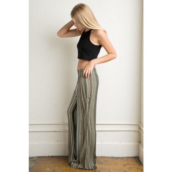 Brandy Melville pants - Picture 1 of 2
