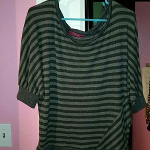 Grey striped top