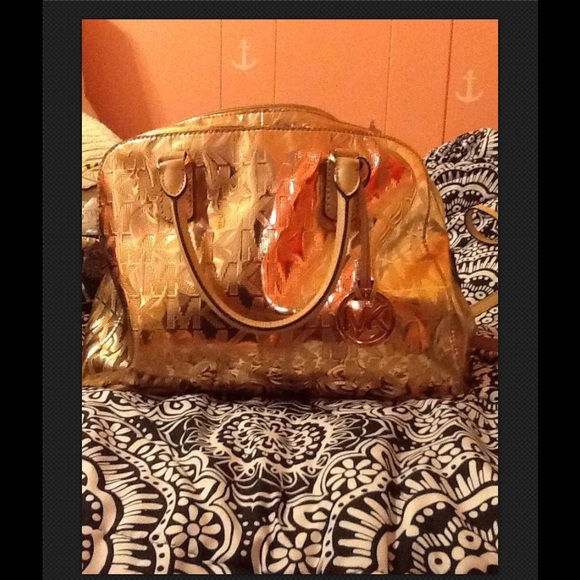 Michael Kors purse