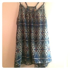 Mudd large women's flowy top