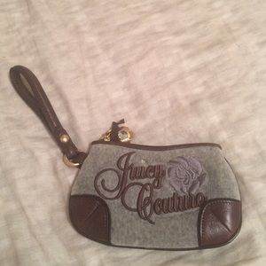 Juicy wristlet