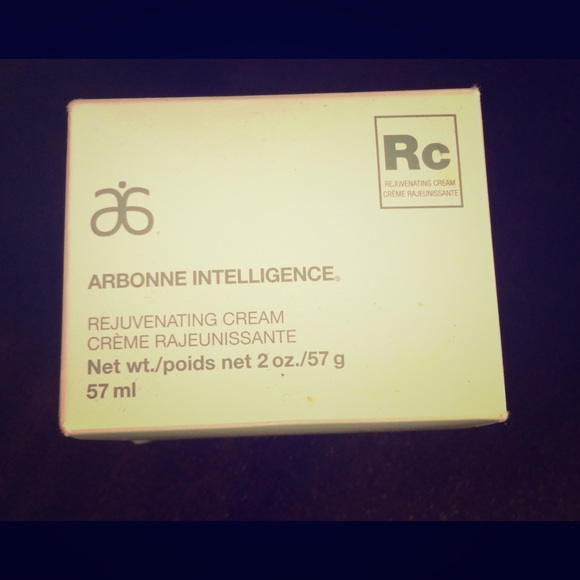 Arbonne rejuvenating cream