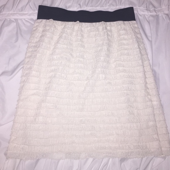 Lauren Conrad ruffled skirt