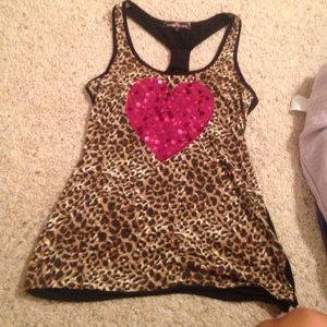 Leopard heart shirt