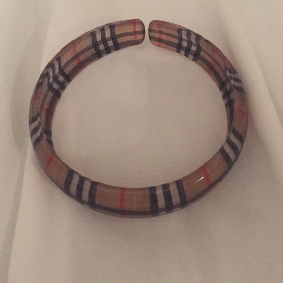 knockoff Burberry bracelet