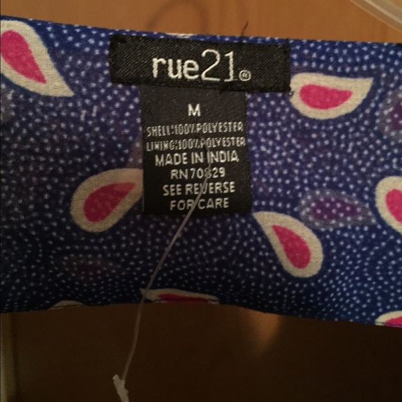 Cute Romper - Picture 3 of 3