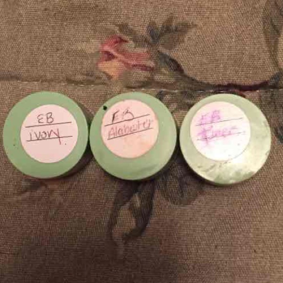 3 sample foundations with a lot of product!!