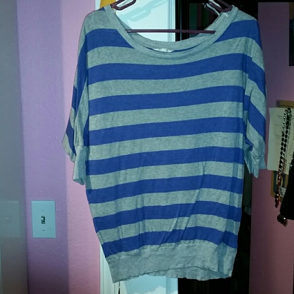 Grey and light blue stripe top