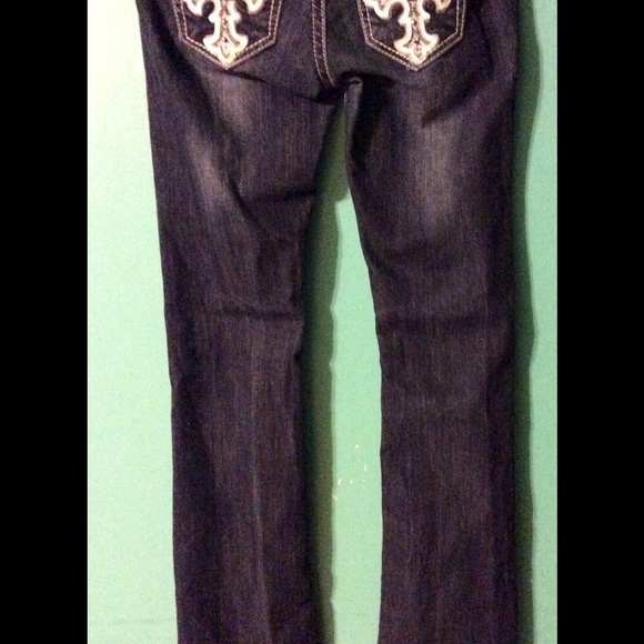 Jeans - Picture 2 of 2