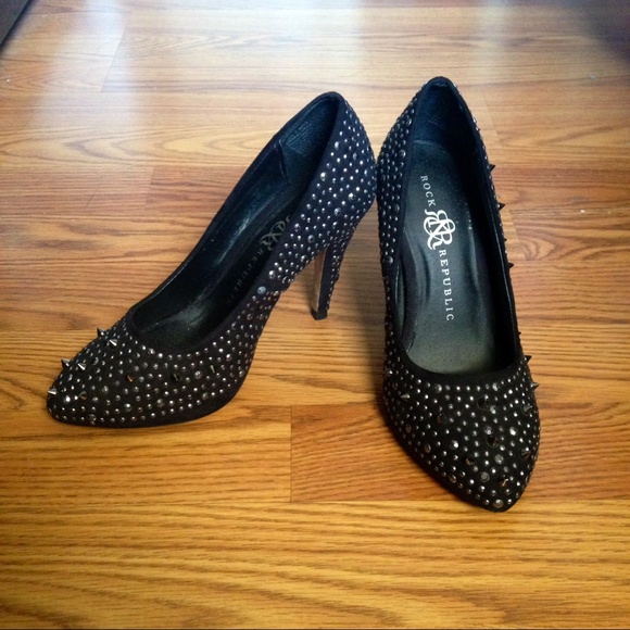 Rock & Republic Spikey Heels