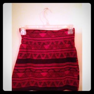 ✨American apparel Tribal skirt ✨
