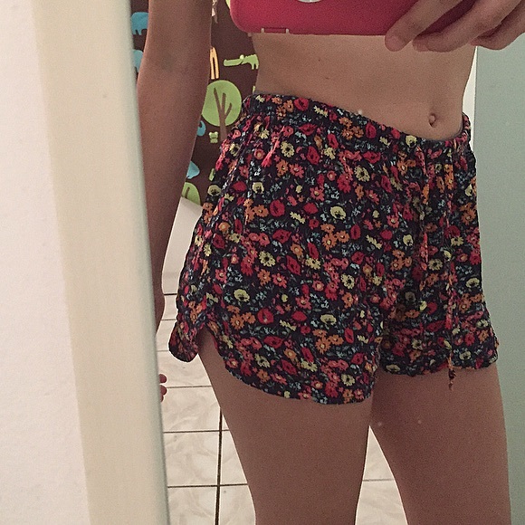 BUNDLE 😊 including bralette also