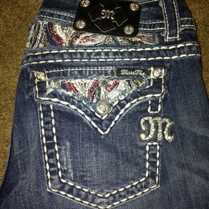 Miss Me cuffed capris size 30