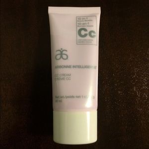 CC Cream - light
