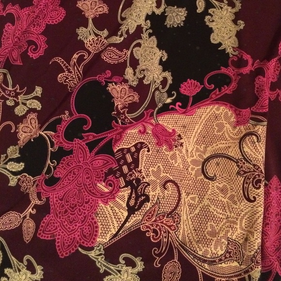 Dressy Top - Picture 3 of 4