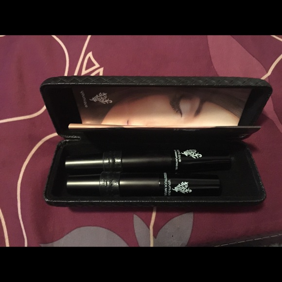 Moodstruck 3D Fiber Lashes YOUNIQUE