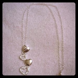 Bundle for @redmarantha