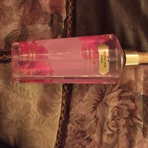 "Forever pink" Victoria's Secret body mist