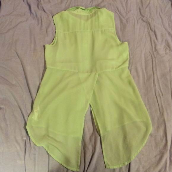 Top - Picture 2 of 3