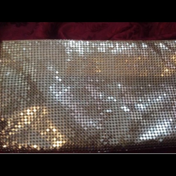 GUESS Metallic Gold Wristlet - Picture 4 of 4
