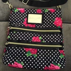 Betsey Johnson "Betseyville" cross body purse