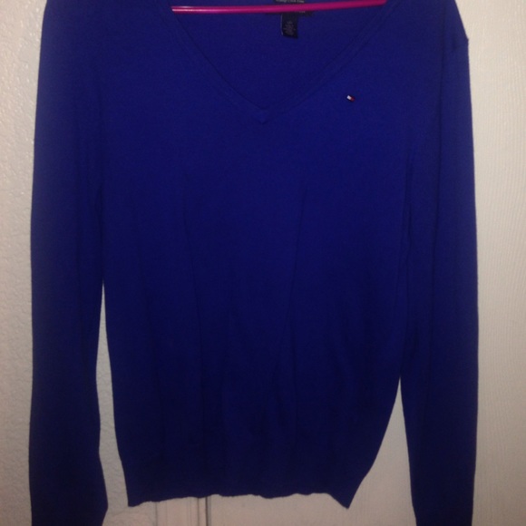Tommy Hilfiger blue sweater