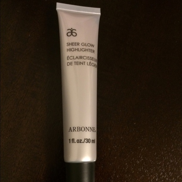 Arbonne sheer glow highlighter