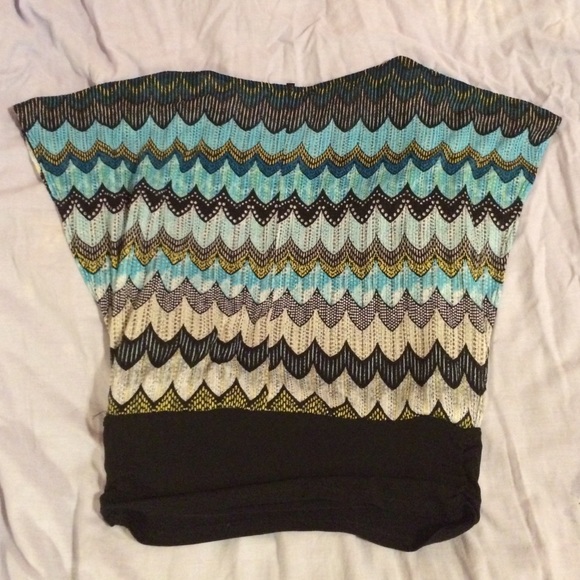 Dressy top - Picture 2 of 4