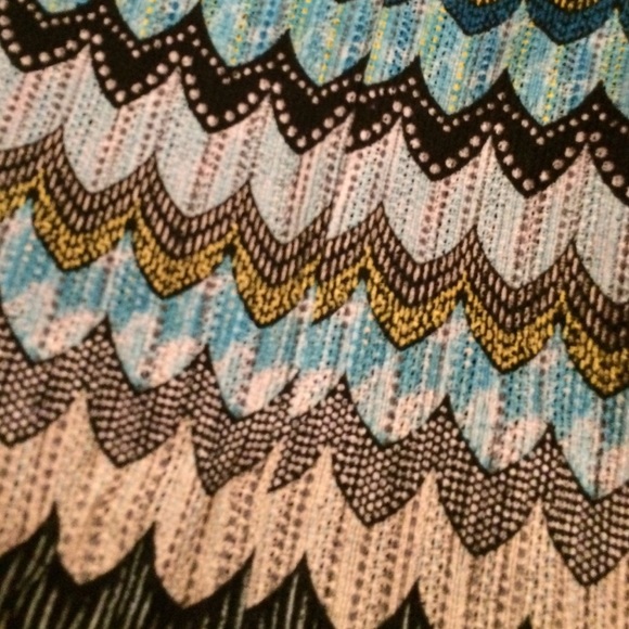 Dressy top - Picture 3 of 4