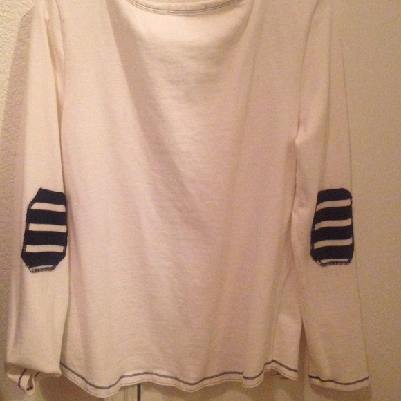 Sweater - Picture 2 of 2