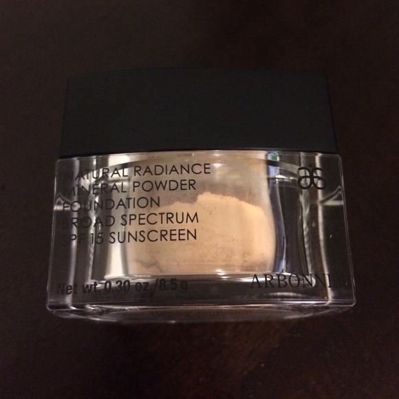 Arbonne mineral powder foundation with SPF 15
