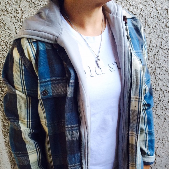 Elizabeth and James Jacket - Picture 4 of 4