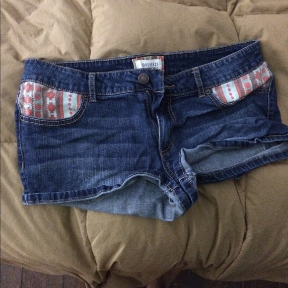 Forever 21 jean shorts size 29 barely worn - Picture 1 of 3