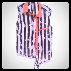 Sleeveless top from Deb