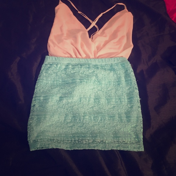 Gorgeous Teal Mini Skirt. Lace coverup. Size L.